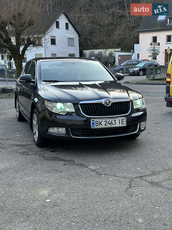 Лифтбек Skoda Superb 2010 в Владимирце фото 4 Лифтбек Skoda Superb 2010 в Владимирце