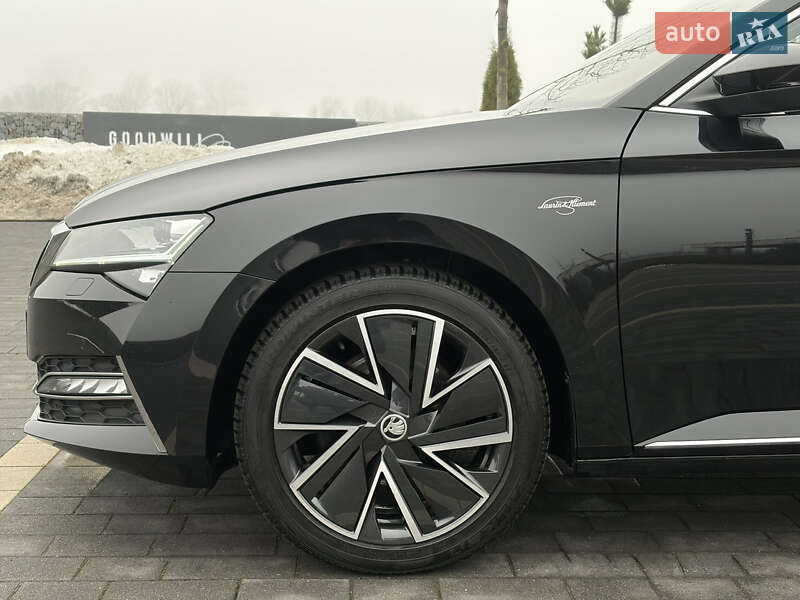 Лифтбек Skoda Superb 2023 в Мукачево