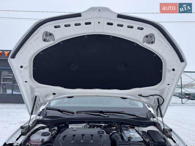 Универсал Skoda Superb 2019 в Лопатине