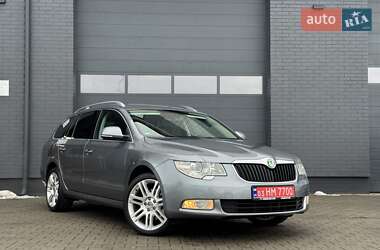 Универсал Skoda Superb 2011 в Луцке