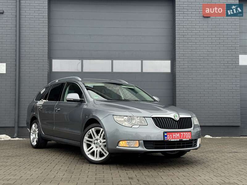 Skoda Superb 2011