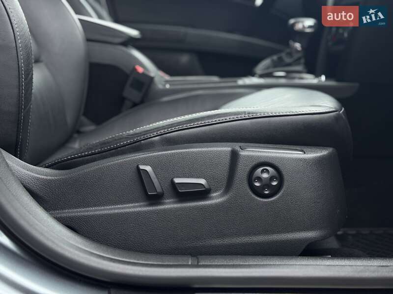 Універсал Skoda Superb 2011 в Луцьку