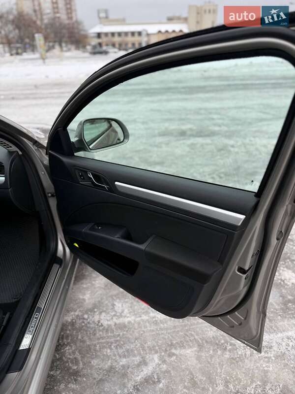 Универсал Skoda Superb 2012 в Киеве фото 10 Универсал Skoda Superb 2012 в Киеве