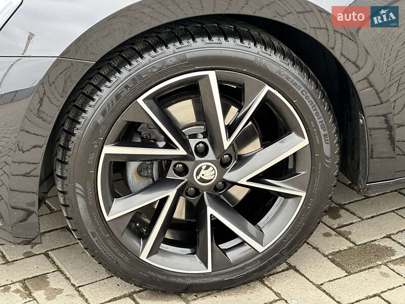 Ліфтбек Skoda Superb 2023 в Мукачевому