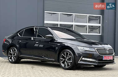 Лифтбек Skoda Superb 2023 в Мукачево