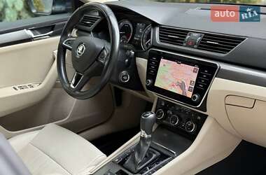 Лифтбек Skoda Superb 2019 в Ужгороде
