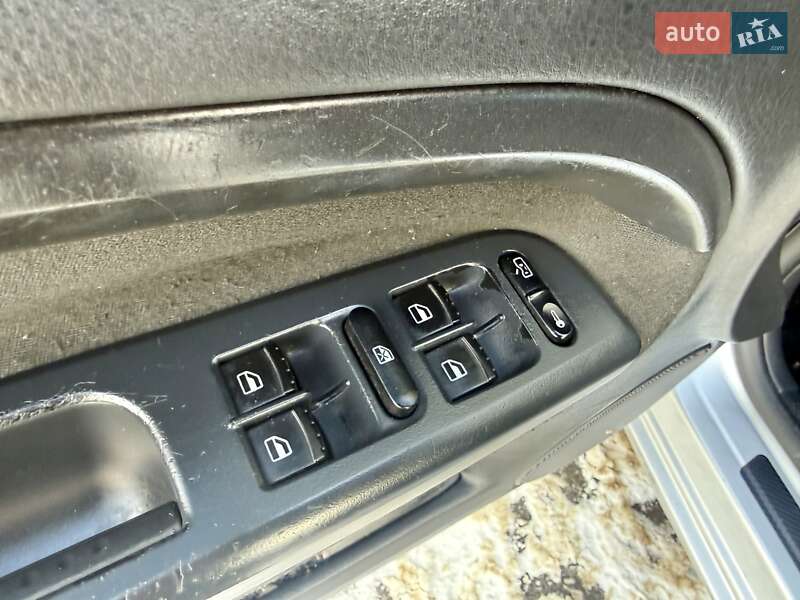 Лифтбек Skoda Superb 2007 в Одессе