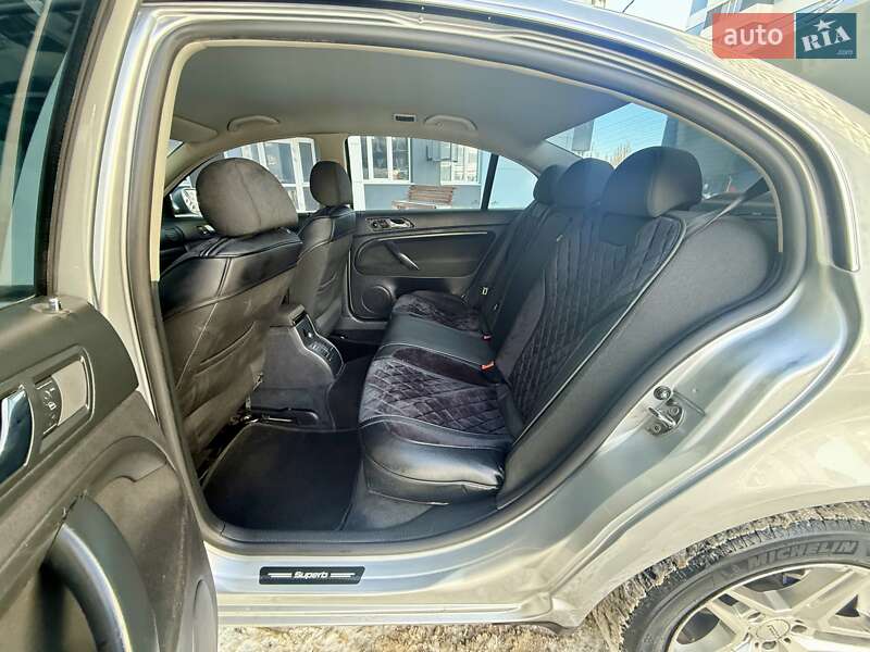 Лифтбек Skoda Superb 2007 в Одессе