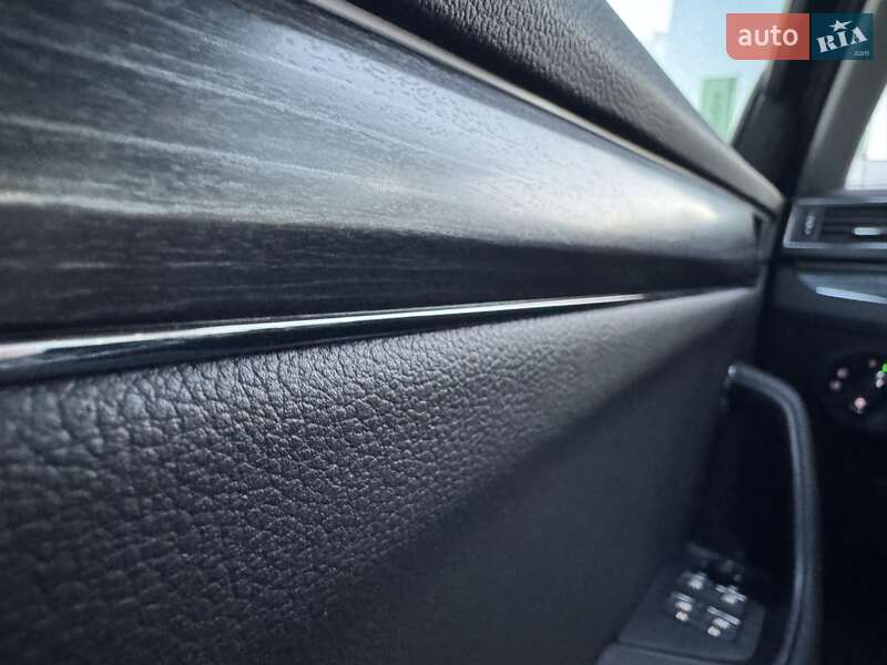 Лифтбек Skoda Superb 2019 в Киеве