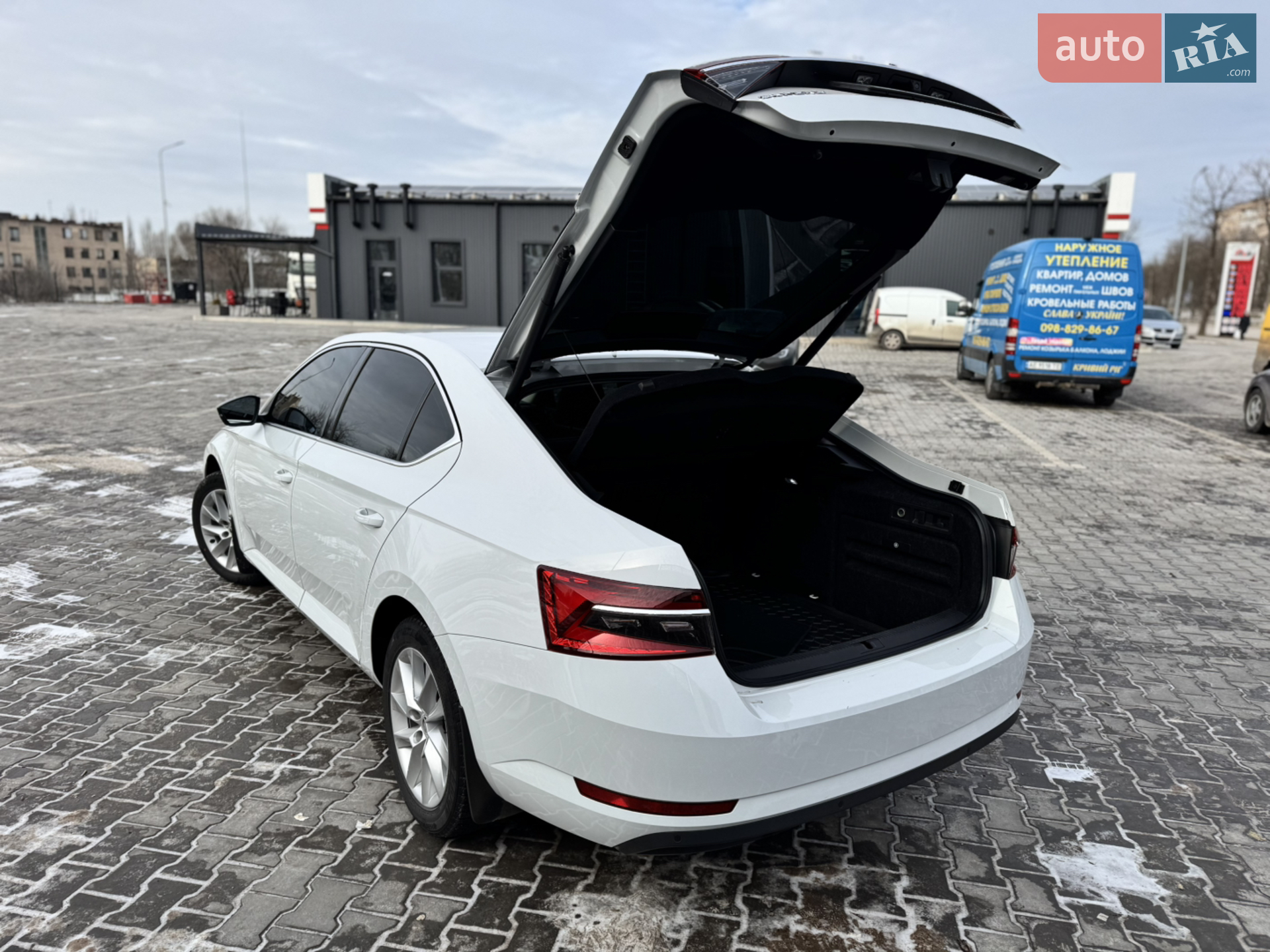 2019 Skoda Superb - мініатюра 12
