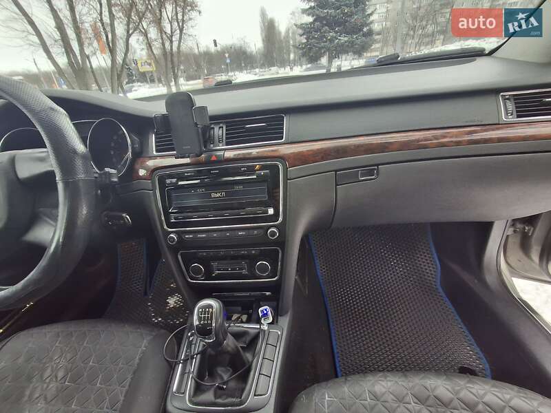 Ліфтбек Skoda Superb 2012 в Черкасах