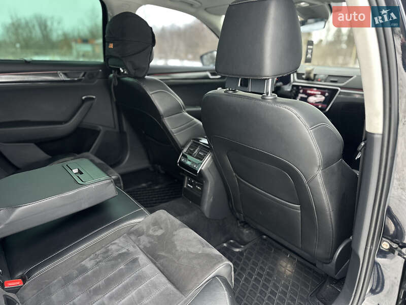Лифтбек Skoda Superb 2019 в Киеве