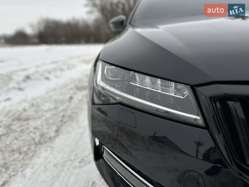 Лифтбек Skoda Superb 2019 в Киеве