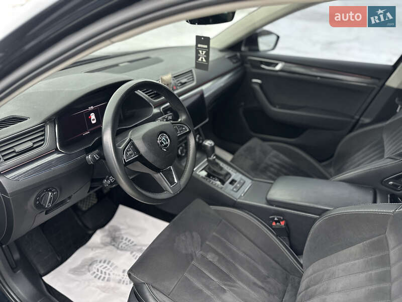Лифтбек Skoda Superb 2019 в Киеве