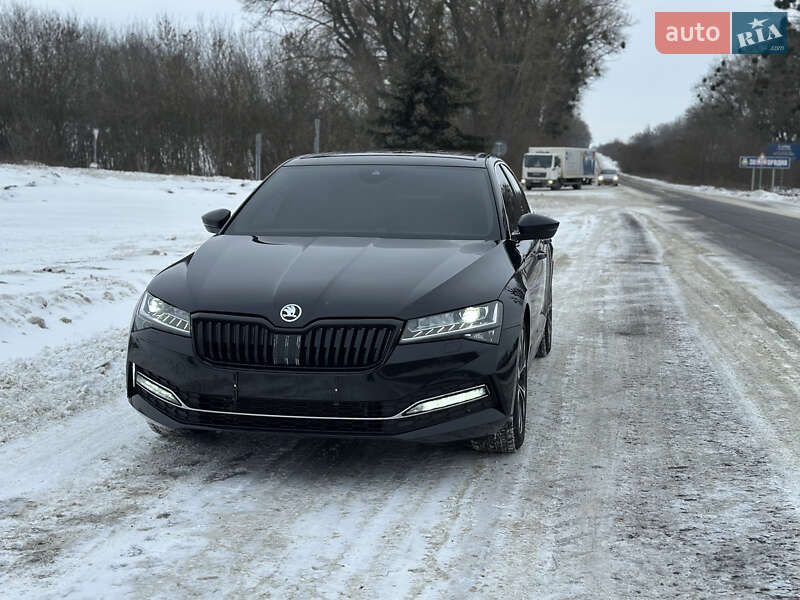 Лифтбек Skoda Superb 2019 в Киеве