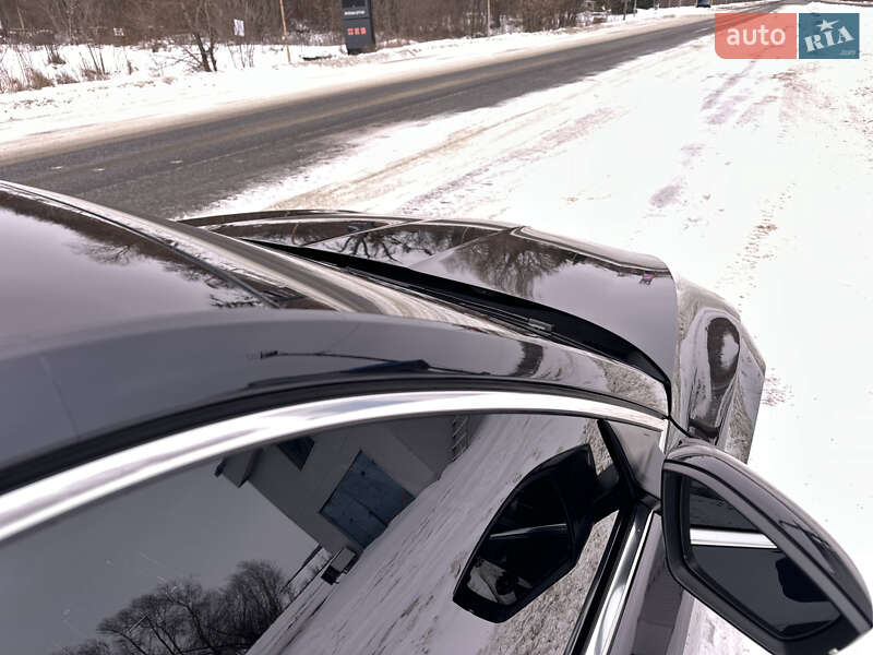 Лифтбек Skoda Superb 2019 в Киеве