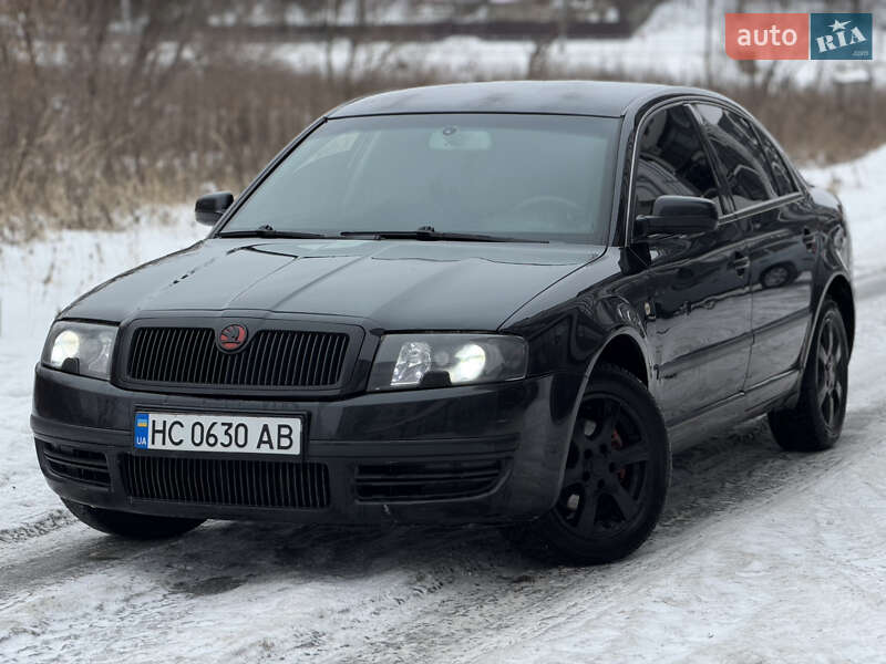 Skoda Superb 2003