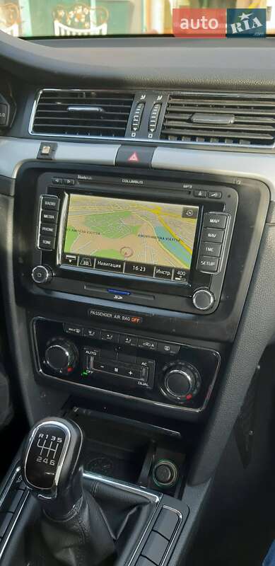 Универсал Skoda Superb 2012 в Киеве