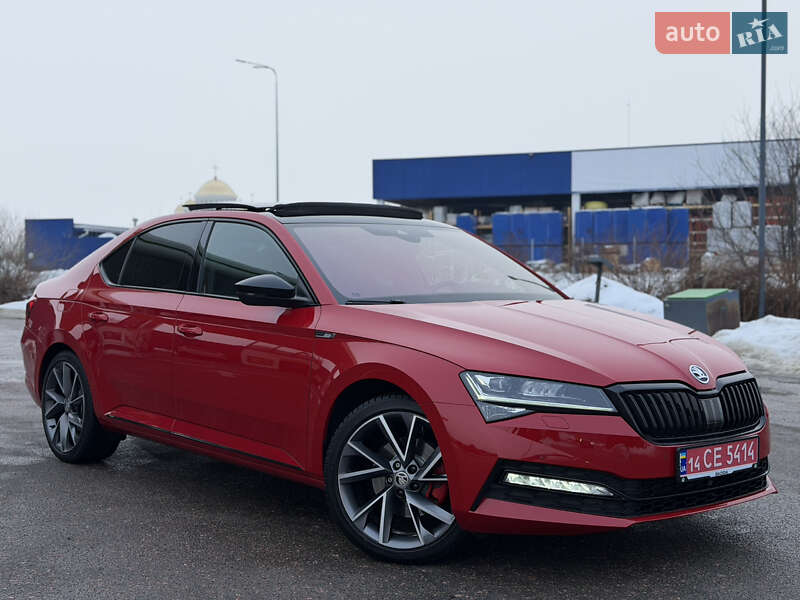 Лифтбек Skoda Superb 2022 в Дрогобыче