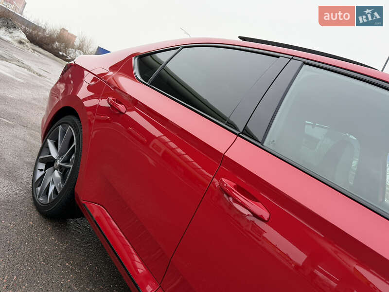 Лифтбек Skoda Superb 2022 в Дрогобыче