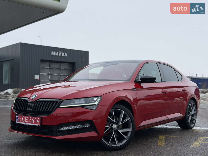 Лифтбек Skoda Superb 2022 в Дрогобыче
