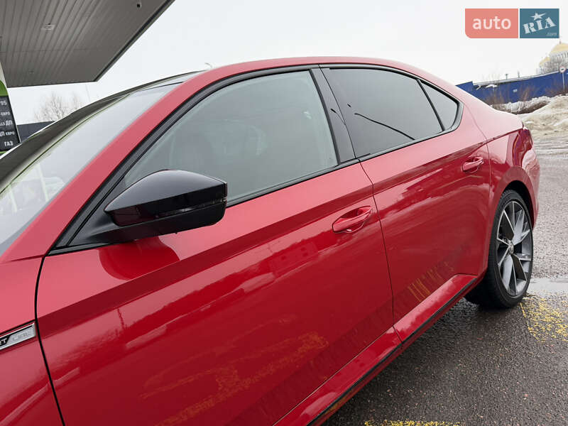 Лифтбек Skoda Superb 2022 в Дрогобыче