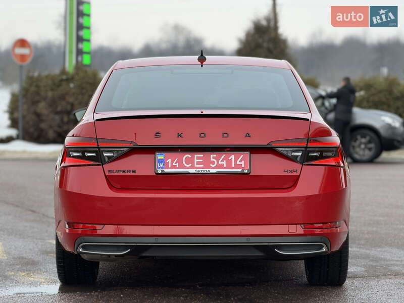 Лифтбек Skoda Superb 2022 в Дрогобыче