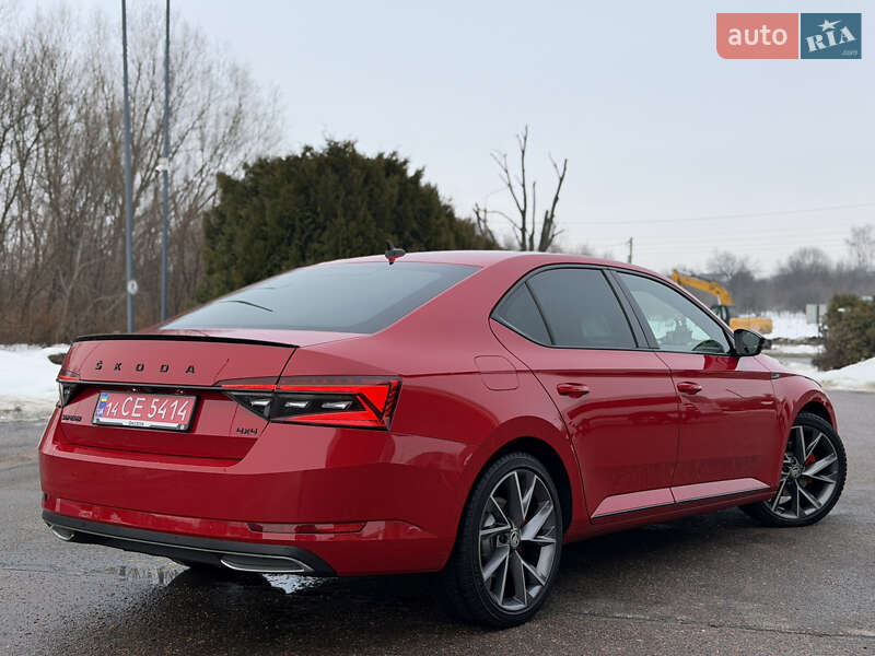 Лифтбек Skoda Superb 2022 в Дрогобыче