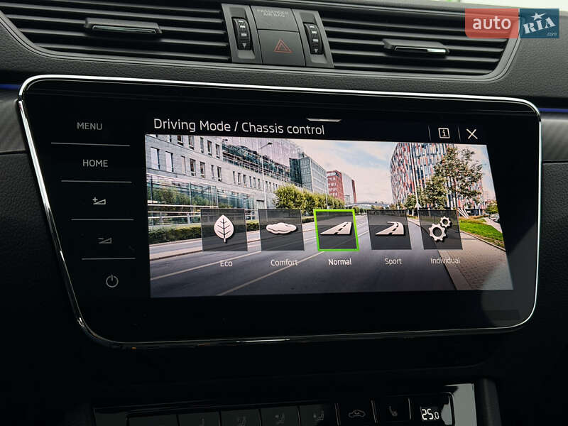 Лифтбек Skoda Superb 2022 в Дрогобыче