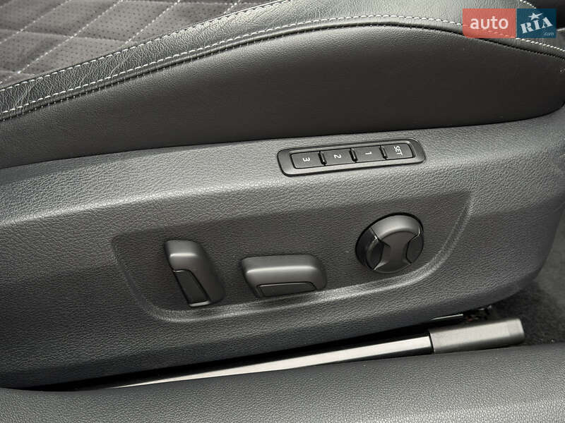 Лифтбек Skoda Superb 2022 в Дрогобыче