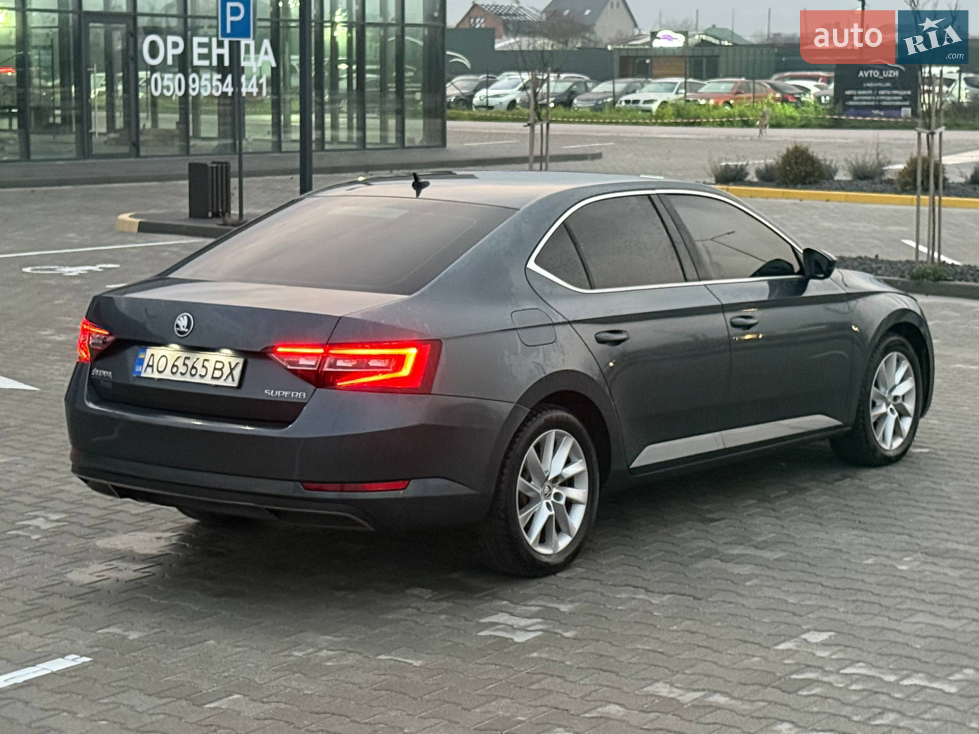2016 Skoda Superb - мініатюра 4