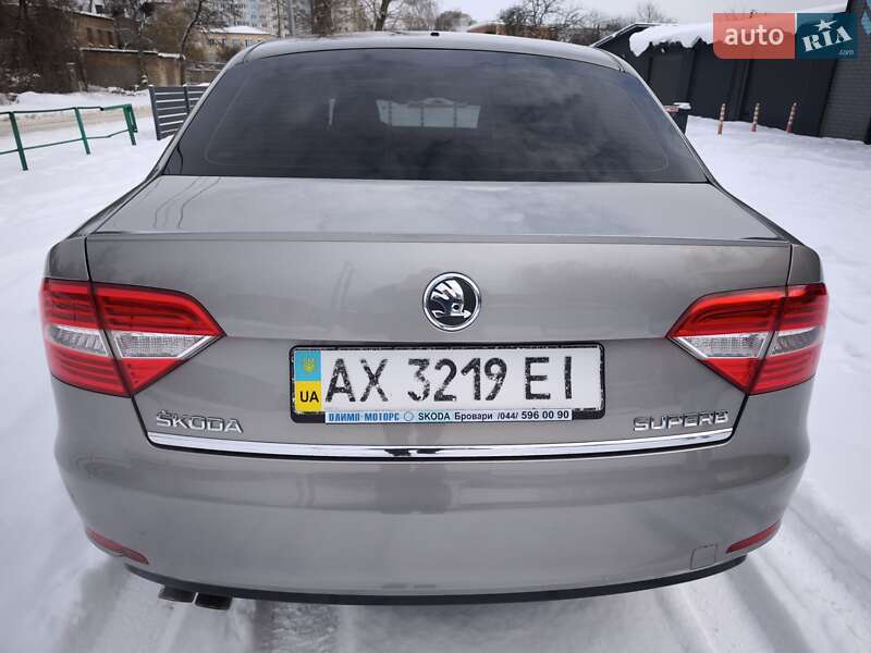 Лифтбек Skoda Superb 2014 в Киеве