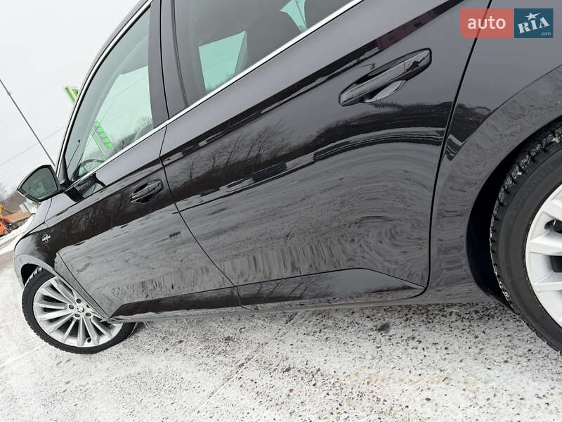 Лифтбек Skoda Superb 2017 в Дрогобыче