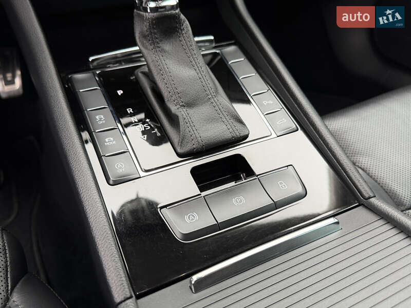 Лифтбек Skoda Superb 2017 в Дрогобыче