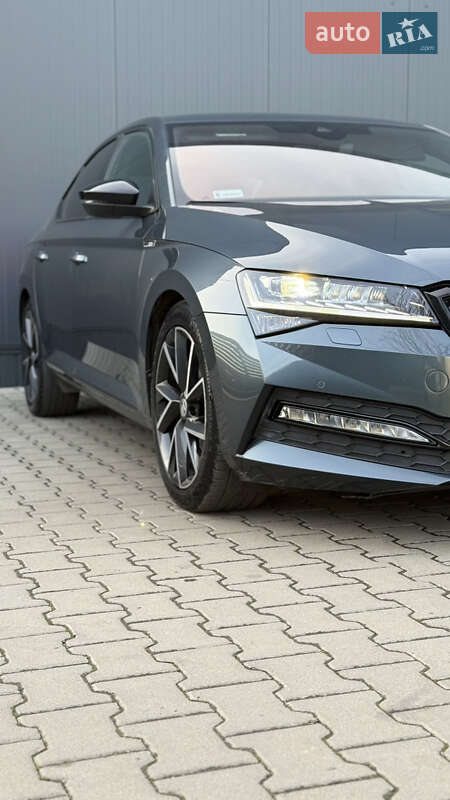 Лифтбек Skoda Superb 2022 в Мукачево