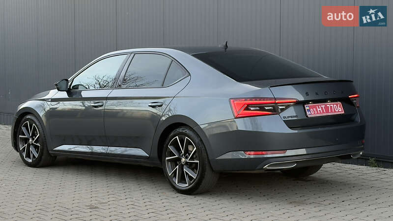Лифтбек Skoda Superb 2022 в Мукачево