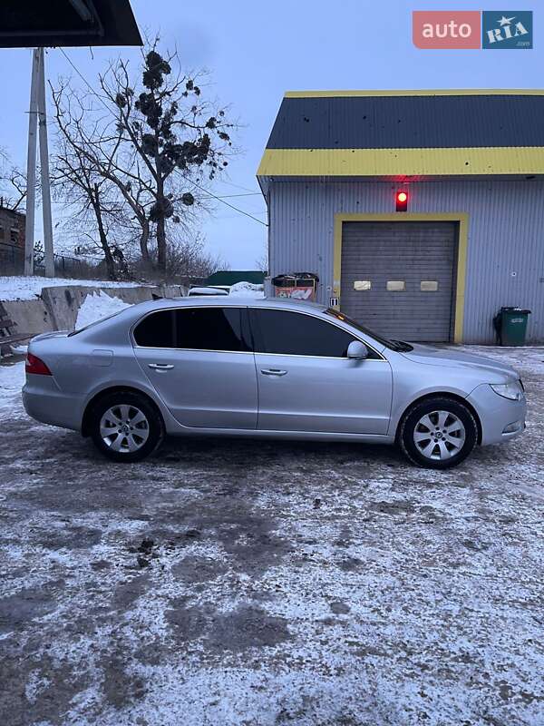 Лифтбек Skoda Superb 2008 в Изюме