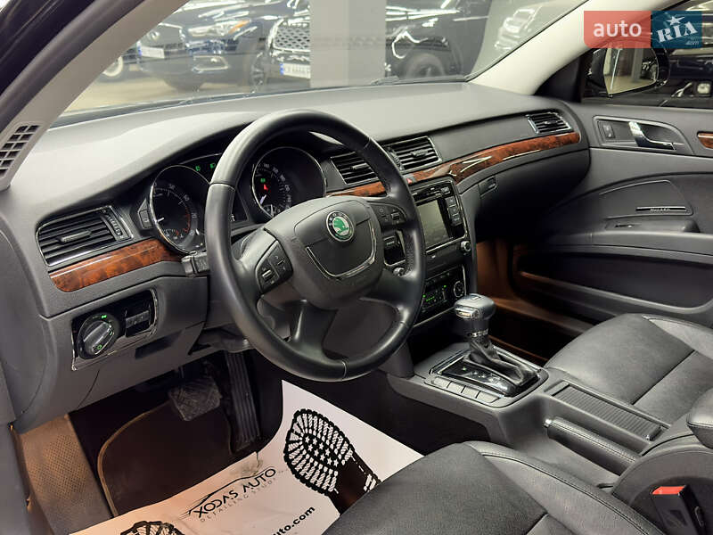 Ліфтбек Skoda Superb 2011 в Харкові