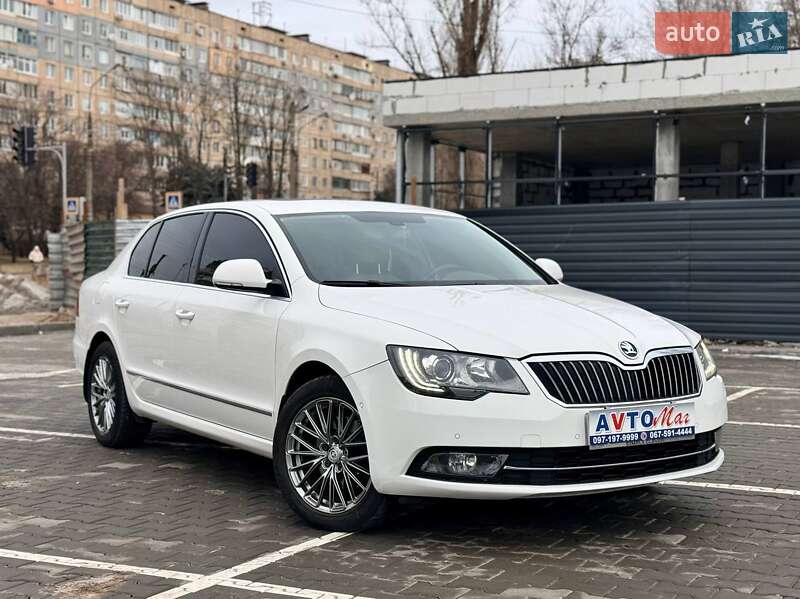 Ліфтбек Skoda Superb 2013 в Кривому Розі