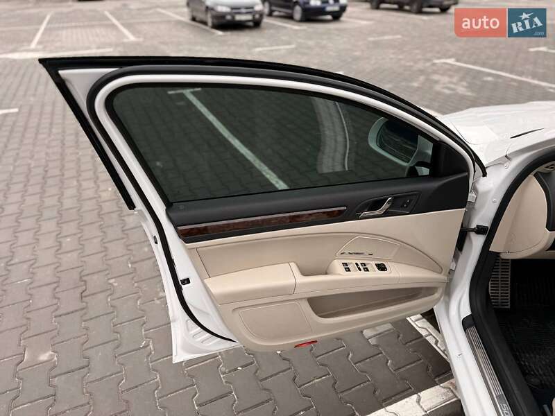 Ліфтбек Skoda Superb 2013 в Кривому Розі