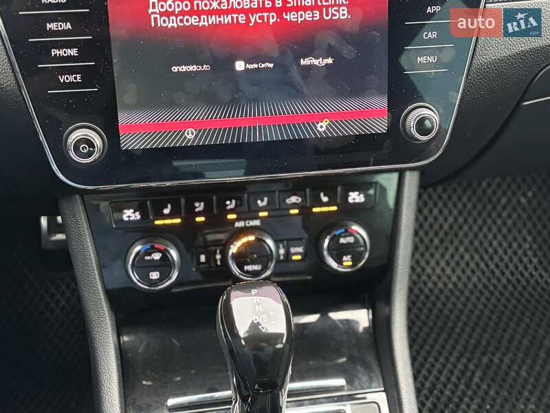 Універсал Skoda Superb 2017 в Ужгороді