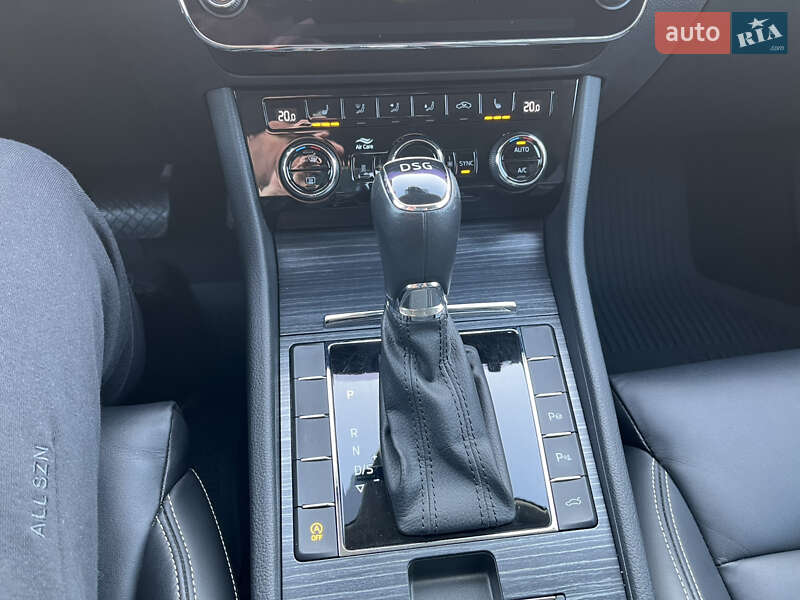 Універсал Skoda Superb 2021 в Хоролі