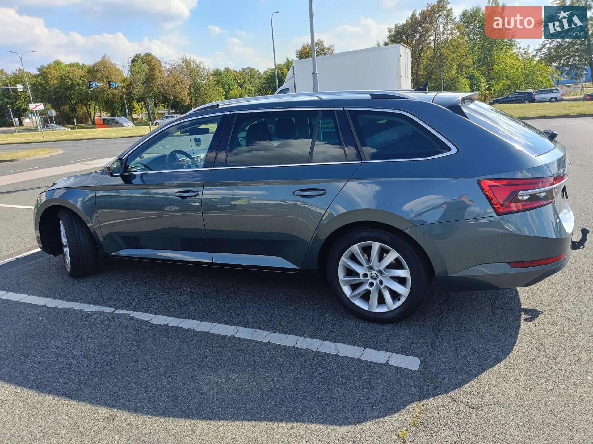 2019 Skoda Superb - мініатюра 6