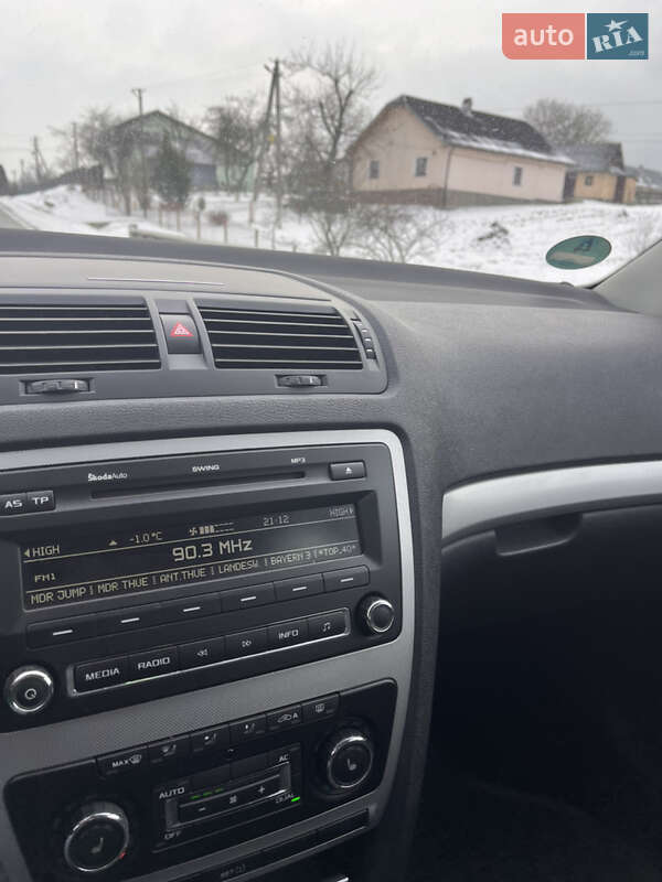 Универсал Skoda Superb 2009 в Надворной фото 19 Универсал Skoda Superb 2009 в Надворной