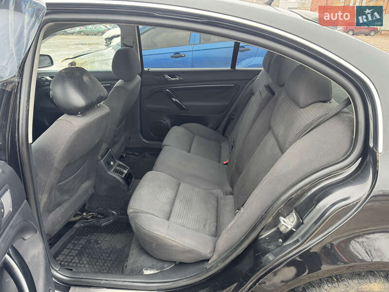 Лифтбек Skoda Superb 2006 в Кропивницком фото 30 Лифтбек Skoda Superb 2006 в Кропивницком