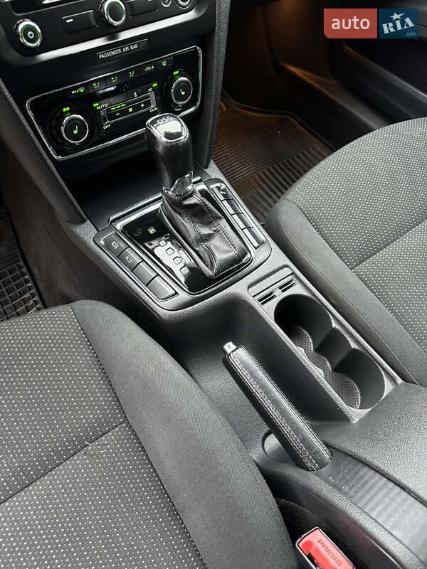 Универсал Skoda Superb 2013 в Ровно фото 18 Универсал Skoda Superb 2013 в Ровно