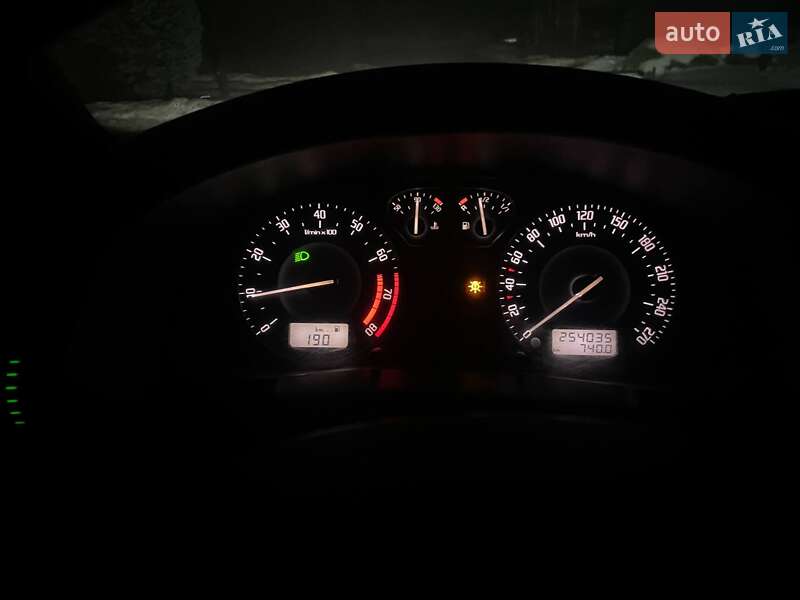 Ліфтбек Skoda Superb 2007 в Борисполі