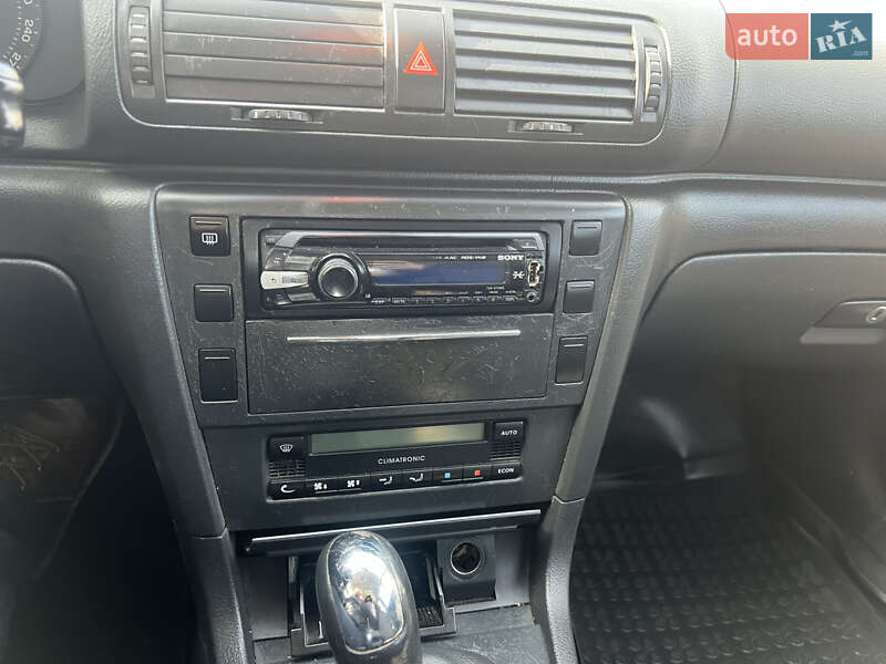 Лифтбек Skoda Superb 2005 в Львове