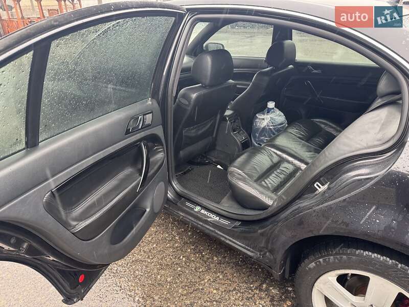 Лифтбек Skoda Superb 2005 в Запорожье