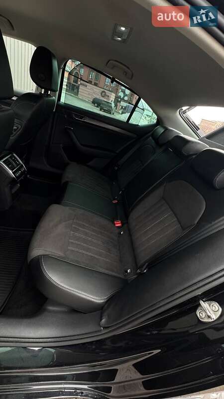 Лифтбек Skoda Superb 2022 в Стрые